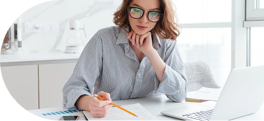 woman-with-headset-working-in-open-plan-office-2024-09-22-22-49-58-utc 2 (2)